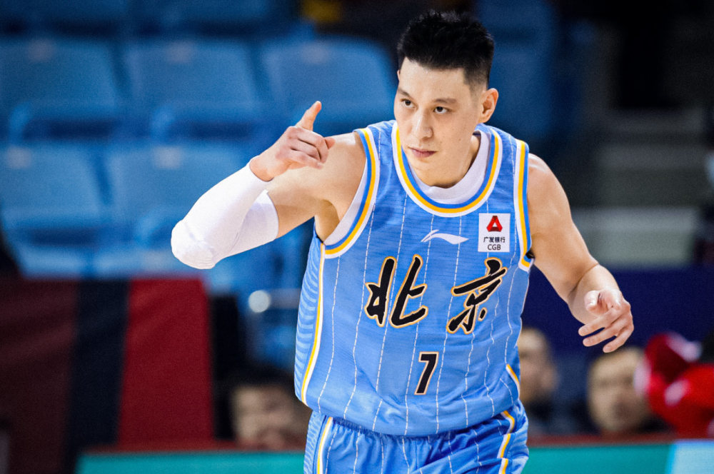 关于冲刺阶段莱比锡调整名单以备CBA常规赛，再遭质疑环节打磨，信心回归，团队化学反应显著的信息